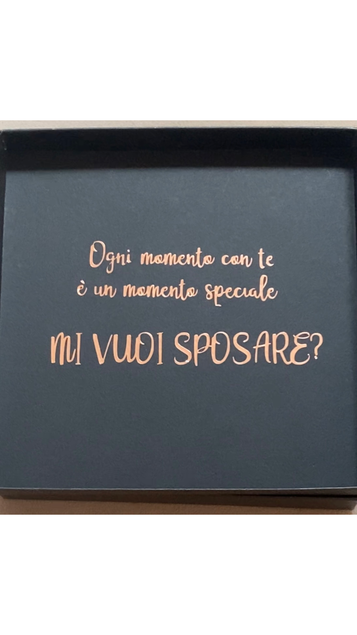 Scatola personalizzata con frase